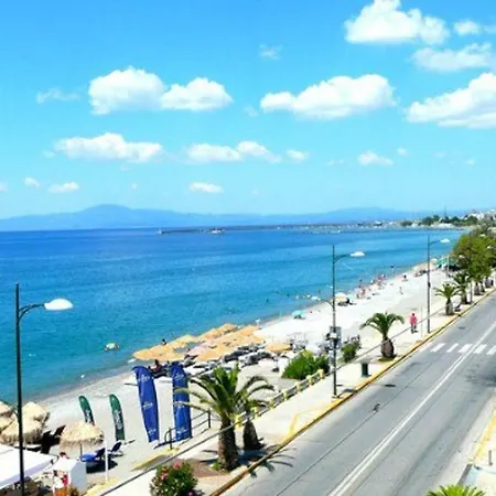 Modern Flat Overlooking The Gulf 300m To The Beach Διαμέρισμα *