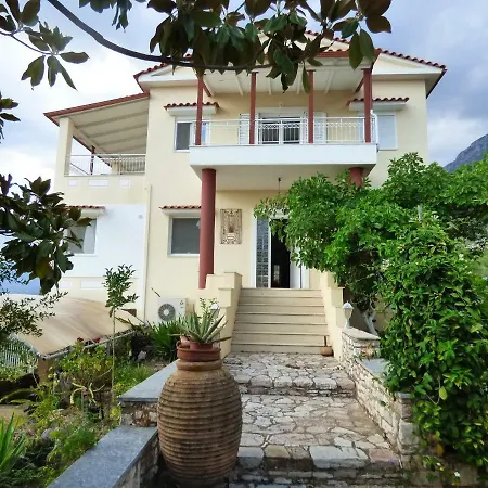 Modern Flat Overlooking The Gulf 300m To The Beach Διαμέρισμα